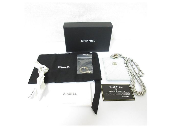 Chanel Matelassé Caviar Leather Chain Pass Case Blue - view 2