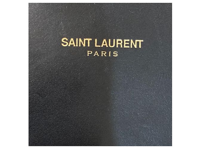 Yves Saint Laurent Saint Laurent Paris BO MONOGRAMME V Stitch Chain Shoulder Bag Negro - vista 9