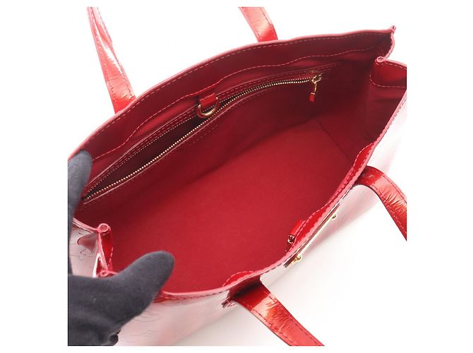 Borsa Louis Vuitton Wilshire PM Monogram Rayures Rosso - vista 3