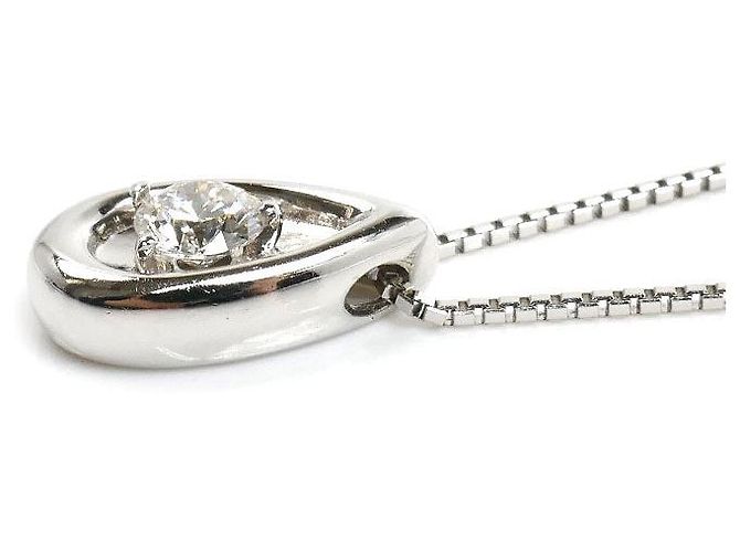 Collana Tasaki in oro bianco Au750 e diamanti Argento Metallico - vista 2