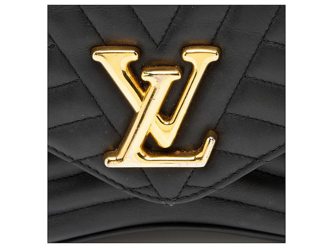 Louis Vuitton Calfskin New Wave Chain MM Shoulder Bag Black - view 10