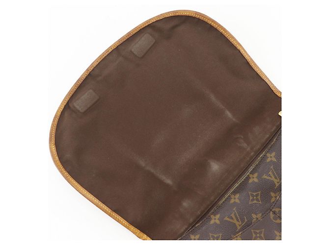 Borsa a tracolla Louis Vuitton Menilmontant Monogram Marrone - vista 7
