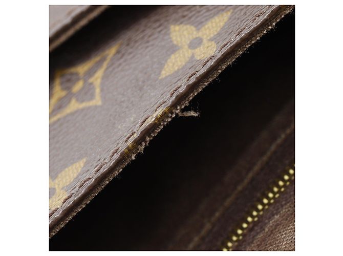 Borsa a tracolla Louis Vuitton Menilmontant Monogram Marrone - vista 9