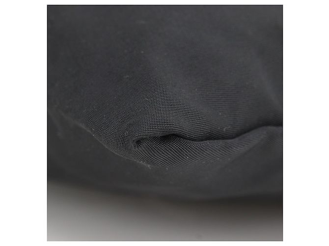Prada Nylon Schultertasche Schwarz - Ansicht 5