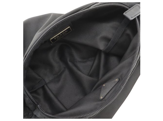 Prada Nylon Schultertasche Schwarz - Ansicht 6