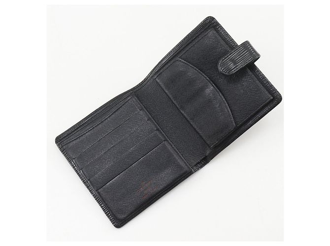Portafoglio bi-fold Louis Vuitton in pelle Epi Nero - vista 5