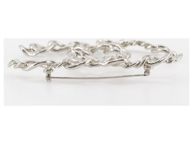 Spilla a catena traforata Chanel Coco Mark Argento Metallico - vista 4
