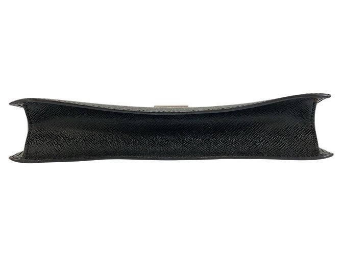 Clutch in pelle Taiga Louis Vuitton Nero - vista 8
