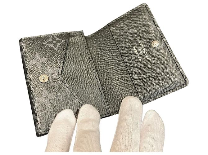 Tarjetero Louis Vuitton Enveloppe Monogram Eclipse Negro - vista 3
