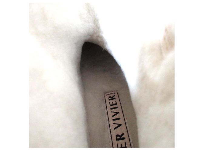 Botas curtas de shearling com fivela de strass Roger Vivier Preto - vista 10
