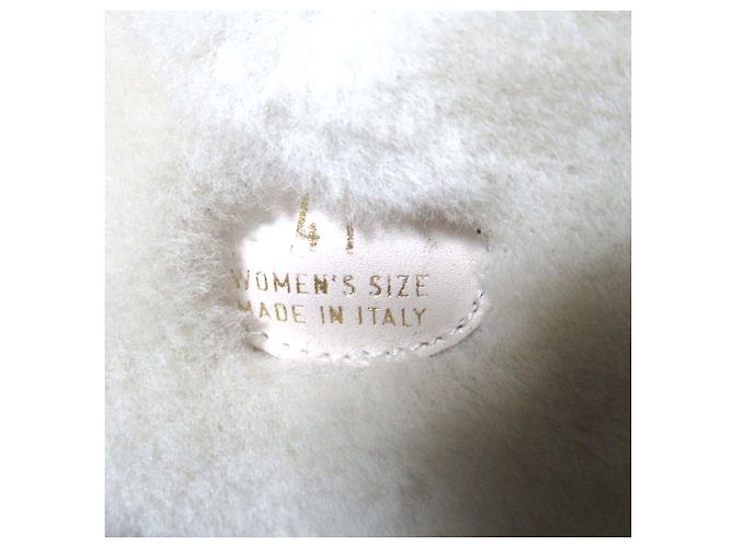 Botas curtas de shearling com fivela de strass Roger Vivier Preto - vista 12