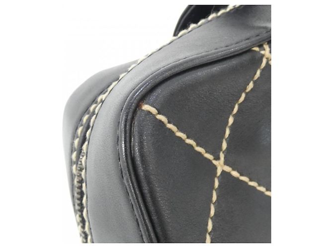 Chanel Wild Stitch Line 18121 Handbag Black Beige - view 5