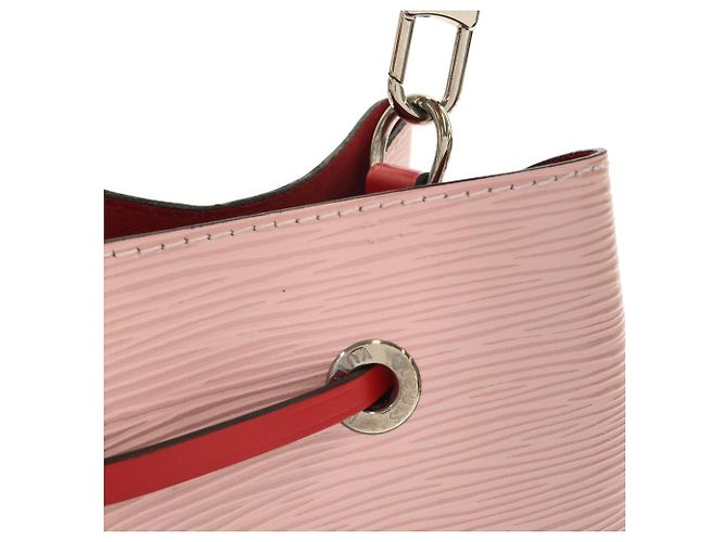 Néonoé Borsa a tracolla Louis Vuitton Epi Neo Noe BB Rosa - vista 6