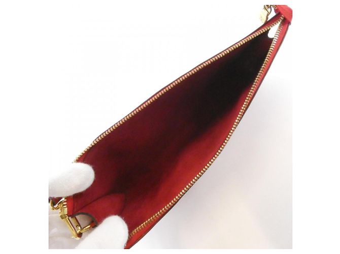 Louis Vuitton Epi Pochette Accessoires Rosso - vista 8