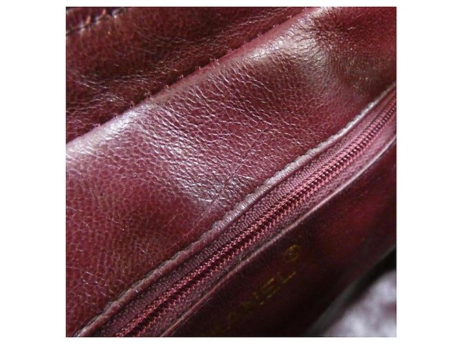 Chanel 03740 Schultertasche aus Bordeaux Lammleder - Ansicht 10