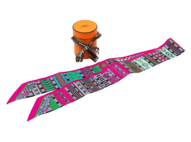 Foulard Hermès Twilly Colliers de Chiens Remix Multicolore - vista 5