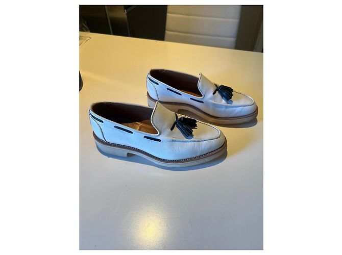 Autre Marque Tricker's Mocassini in pelle bianca con nappine Bianco - vista 2