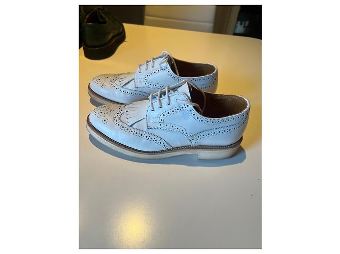 Autre Marque Tricker's Scarpe Stringate in Pelle Bianca con Nappine - vista 2