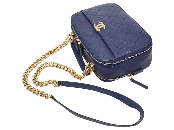 Vanity Borsa a Spalla Chanel Matelassé Coco Mark Chain Blu navy - vista 4