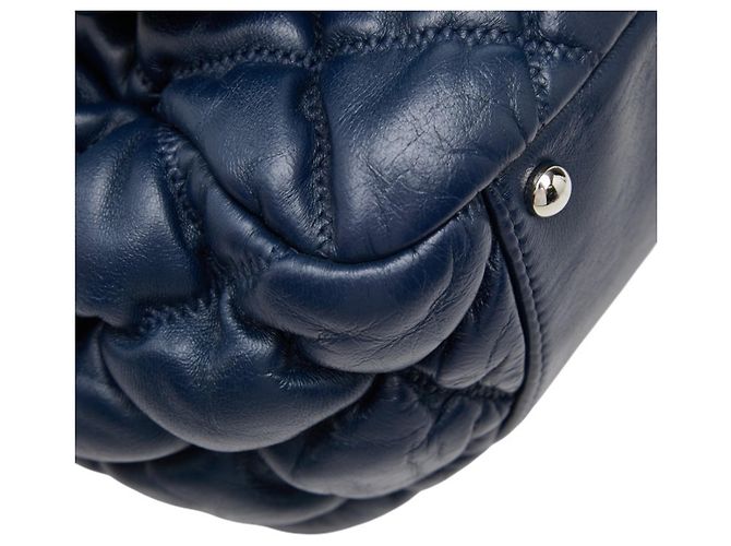 Borsa a tracolla Chanel Matelassé Bubble Quilted Blu navy - vista 6
