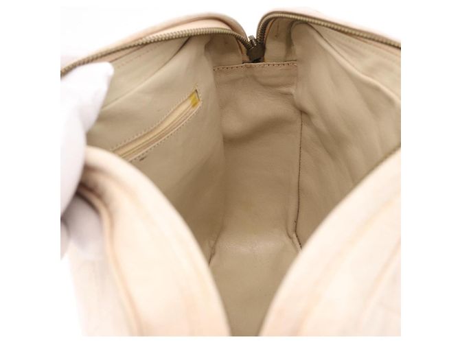 CHANEL Matelasse Shoulder Bag Lamb Skin White Gold CC Auth BA14472 Bianco D'oro - vista 20