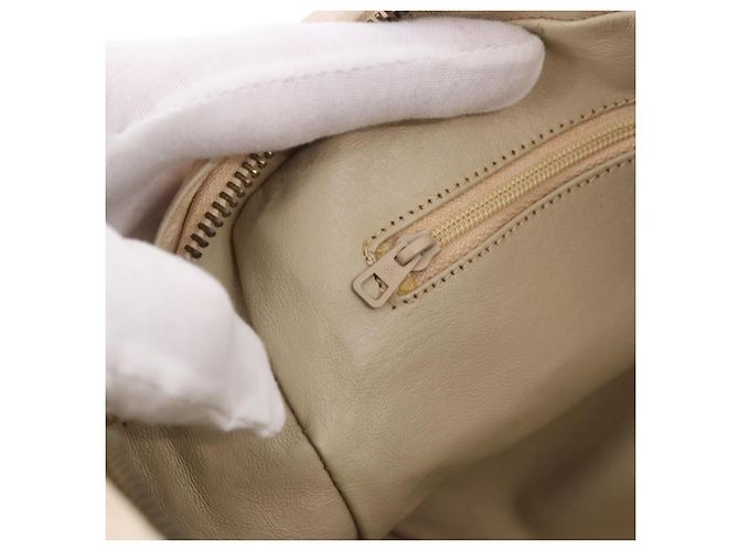 CHANEL Matelasse Shoulder Bag Lamb Skin White Gold CC Auth BA14472 Bianco D'oro - vista 22