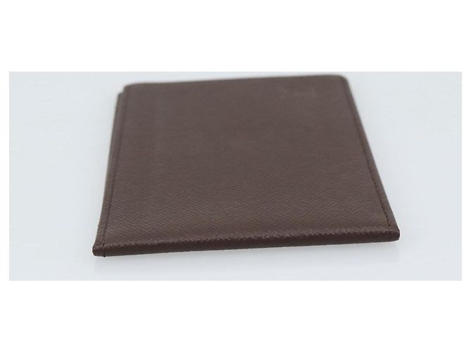 LOUIS VUITTON Tarjetero Taiga Billfold 2 Set Epicea Grizzly LV Auth 192414 Castaño - vista 11