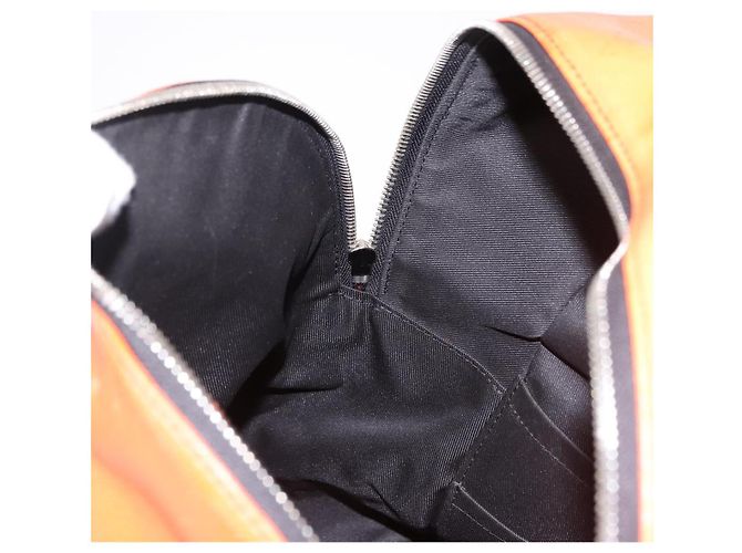 LOUIS VUITTON Tiger Lama Monogram Discovery Rucksack Orange M30410 Auth mr2678 - Ansicht 25