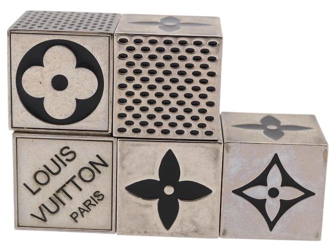 LOUIS VUITTON LV Cube Game metal Silver M99454 LV Auth 190676 Silvery - view 2