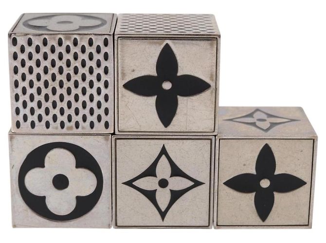 LOUIS VUITTON LV Cube Game metal Silver M99454 LV Auth 190676 Silvery - view 3