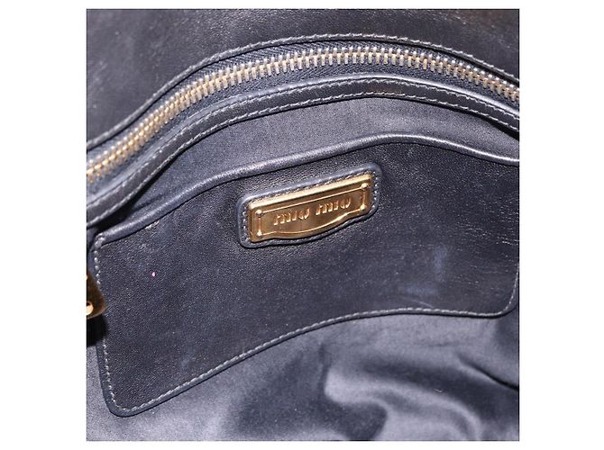 Miu Miu Matelasse Handtasche aus Leder 2way Schwarz Gold Auth am12113V Golden - Ansicht 20