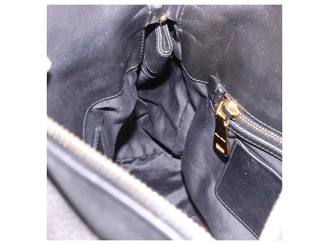 Miu Miu Matelasse Handtasche aus Leder 2way Schwarz Gold Auth am12113V Golden - Ansicht 22