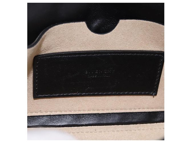 Borsa a Spalla con Catena GIVENCHY in Pelle Nera e Oro Auth SW2652M Nero D'oro - vista 21