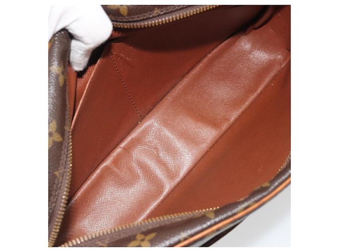 LOUIS VUITTON Monogram Compiegne 28 Clutch M51845 LV Auth 192990 Monogramma - vista 9