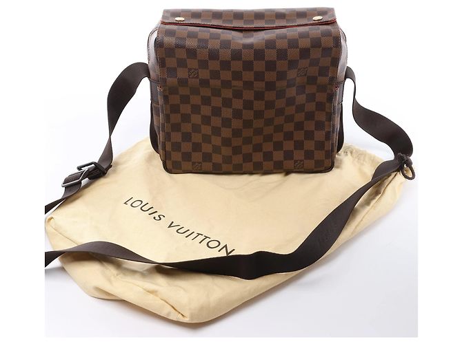 Borsa a tracolla Louis Vuitton Naviglio Damier Ebene marrone N45255 Rosso - vista 15