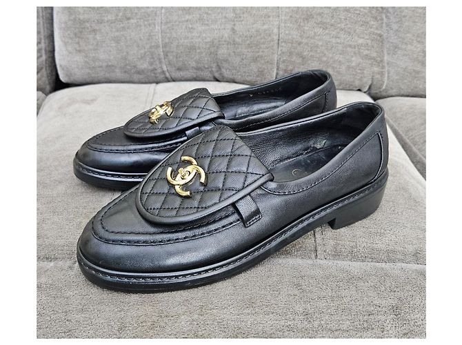 Mocassini Chanel in pelle trapuntata nera Nero - vista 3
