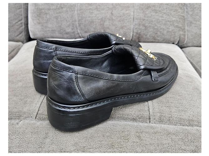 Mocassini Chanel in pelle trapuntata nera Nero - vista 4