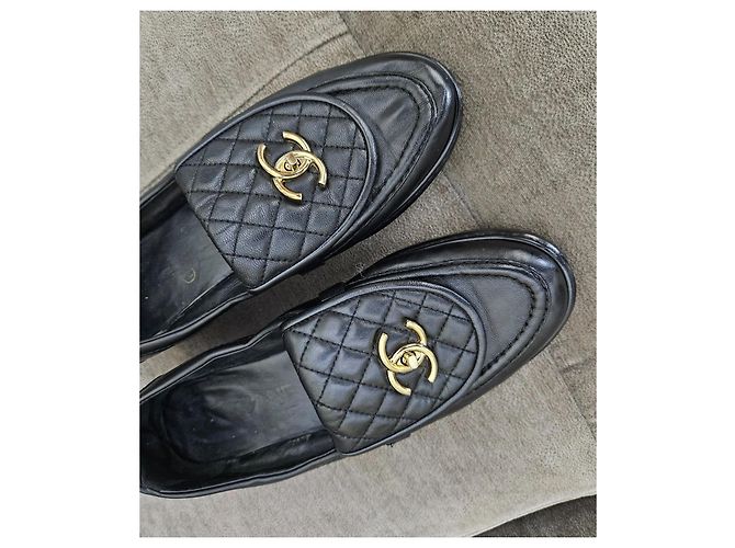 Mocassini Chanel in pelle trapuntata nera Nero - vista 9