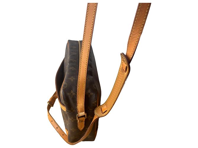 Louis Vuitton Trocadero 25 Beige - vista 6