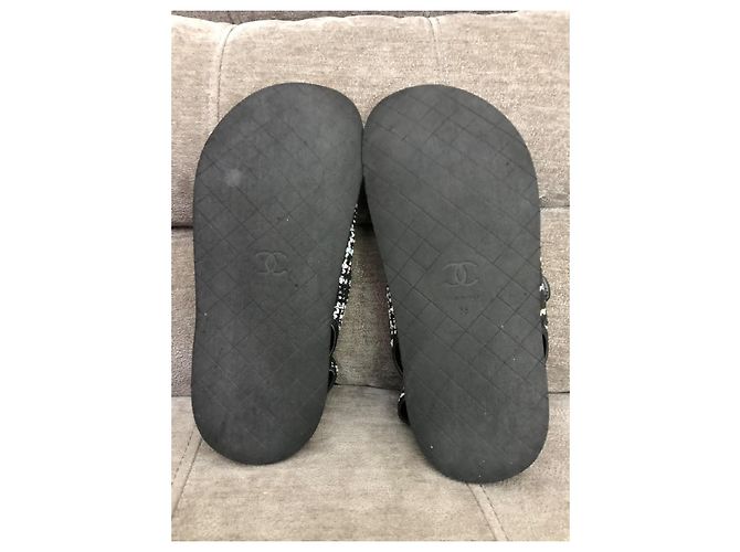 Chanel Sandali in Tweed Logo CC Nero Bianco - vista 14