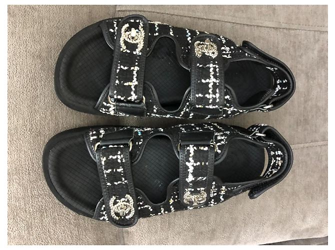 Chanel Sandali in Tweed Logo CC Nero Bianco - vista 15