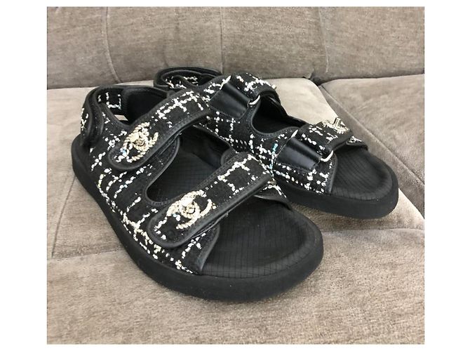 Chanel Sandali in Tweed Logo CC Nero Bianco - vista 3