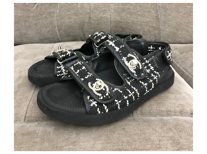 Chanel Sandali in Tweed Logo CC Nero Bianco - vista 4