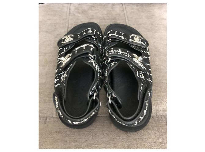 Chanel Sandali in Tweed Logo CC Nero Bianco - vista 8