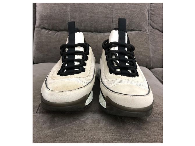 Sneakers Chanel CC Logo in pelle e camoscio Nero Bianco Beige - vista 2