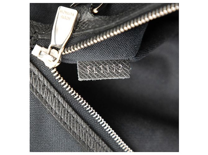 Borsa Business Louis Vuitton Taiga Neo Igor Nero Grigio - vista 6