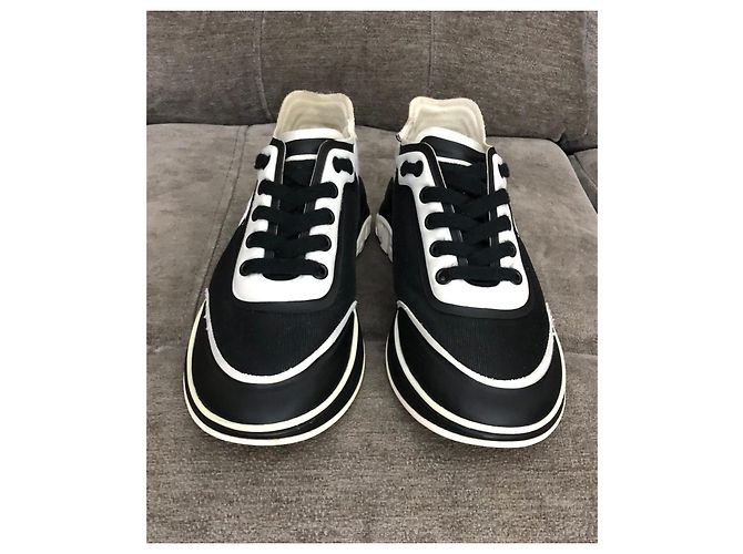 Sneakers Chanel CC Logo Nero Bianco - vista 2