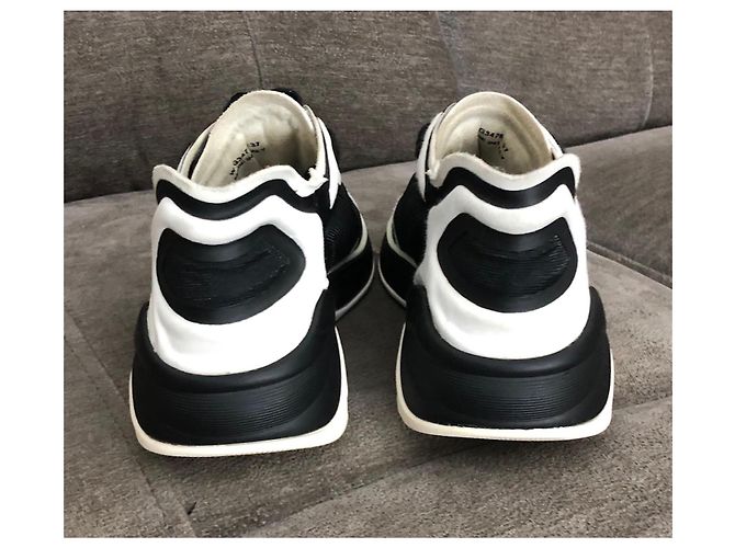 Sneakers Chanel CC Logo Nero Bianco - vista 8