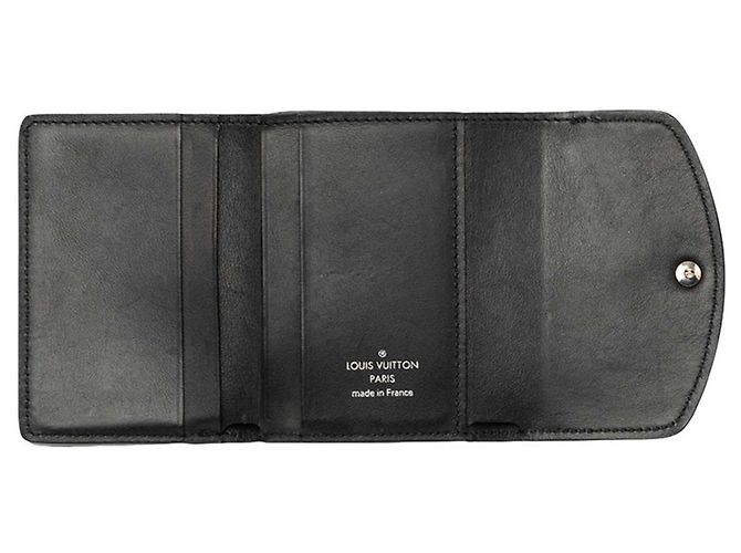 Louis Vuitton Monogram Mahina Portefeuille Iris XS Carteira Dobrável Preto - vista 4