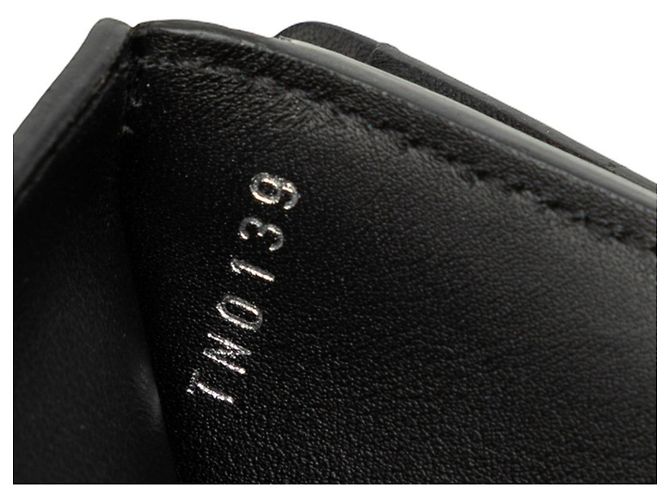 Louis Vuitton Monogram Mahina Portefeuille Iris XS Carteira Dobrável Preto - vista 7